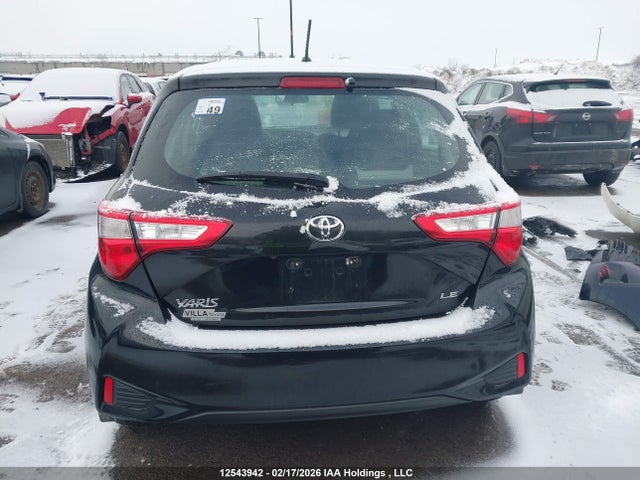 VNKKTUD31JA099944 Toyota YARIS LE