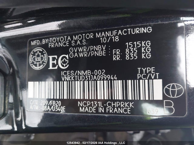 VNKKTUD31JA099944 Toyota YARIS LE