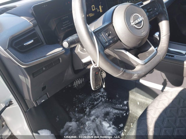 2025 Nissan Kicks Sv მანქანა იყიდება აუქციონზე, vin: 3N8AP6CB2SL415864, აუქციონის ნომერი: 12543948