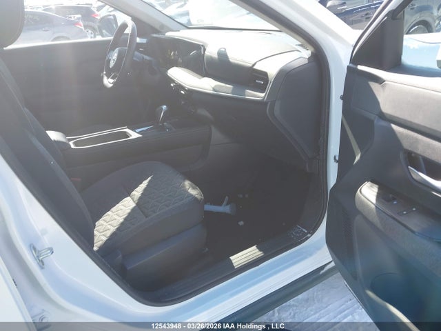 2025 Nissan Kicks Sv მანქანა იყიდება აუქციონზე, vin: 3N8AP6CB2SL415864, აუქციონის ნომერი: 12543948