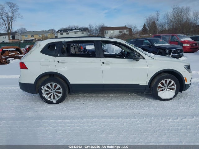 12543962 :رقم المزاد ، 3VV0B7AX9JM195479 vin ، 2018 Volkswagen Tiguan Trendline مزاد بيع