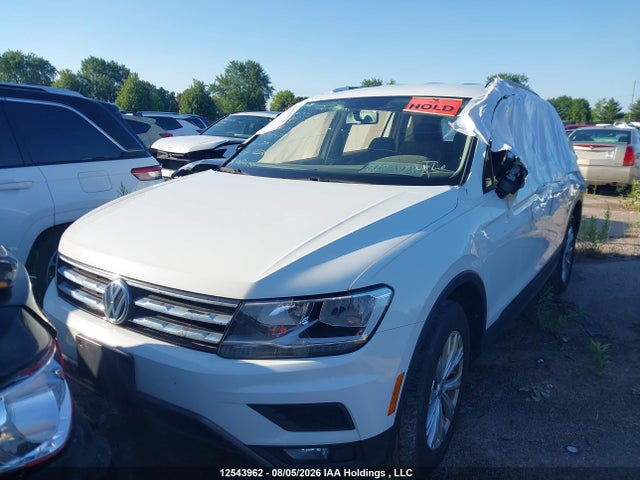 12543962 :رقم المزاد ، 3VV0B7AX9JM195479 vin ، 2018 Volkswagen Tiguan Trendline مزاد بيع
