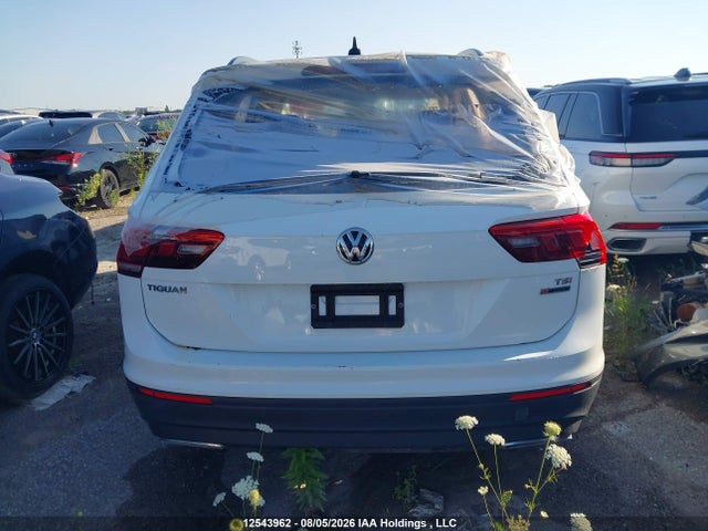 12543962 :رقم المزاد ، 3VV0B7AX9JM195479 vin ، 2018 Volkswagen Tiguan Trendline مزاد بيع