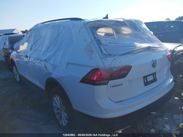 12543962 :رقم المزاد ، 3VV0B7AX9JM195479 vin ، 2018 Volkswagen Tiguan Trendline مزاد بيع