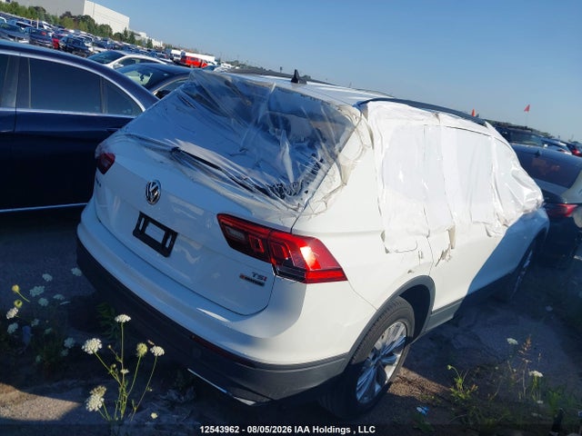 12543962 :رقم المزاد ، 3VV0B7AX9JM195479 vin ، 2018 Volkswagen Tiguan Trendline مزاد بيع