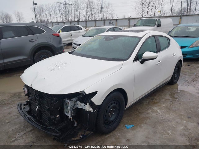 JM1BPBLM7R1717923 Mazda 3 Preferred
