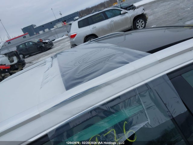 12543976 :رقم المزاد ، WAUTPBFF2GA074053 vin ، 2016 Audi A3 E-tron مزاد بيع