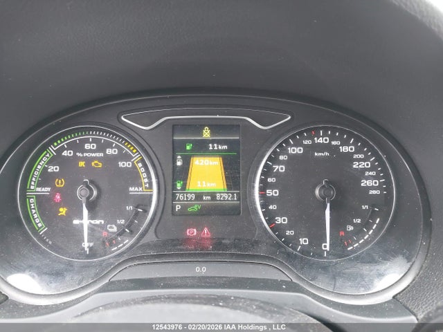 12543976 :رقم المزاد ، WAUTPBFF2GA074053 vin ، 2016 Audi A3 E-tron مزاد بيع