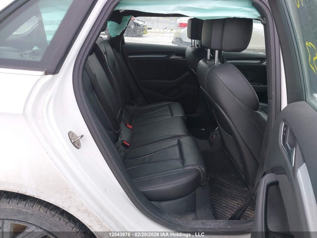 12543976 :رقم المزاد ، WAUTPBFF2GA074053 vin ، 2016 Audi A3 E-tron مزاد بيع