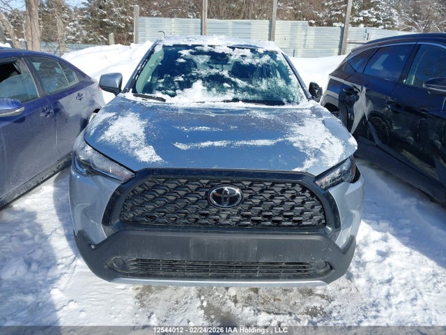 Toyota Corolla Cross 2022 7MUCAABG6NV007605 Image 12