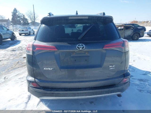 Продажа на аукционе авто 2018 Toyota Rav4 Adventure/xle, vin: 2T3RFREV7JW780347, номер лота: 12544023