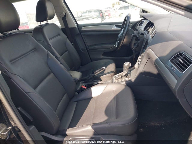 3VW217AU3FM086729 Volkswagen Golf