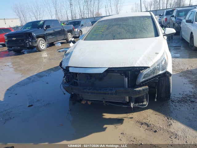 5NPE24AFXHH528699 Hyundai SONATA GL