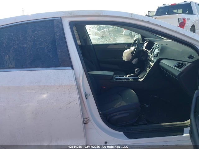 5NPE24AFXHH528699 Hyundai SONATA GL