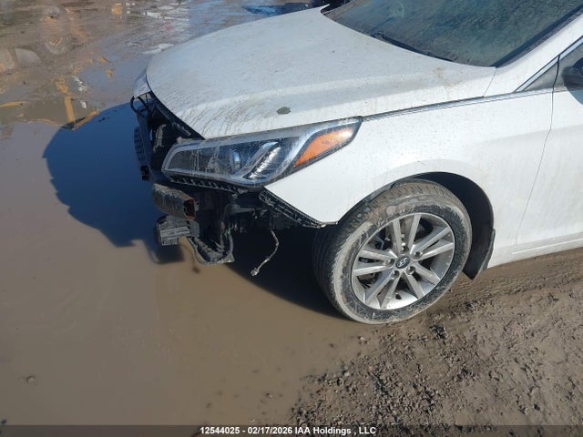 5NPE24AFXHH528699 Hyundai SONATA GL