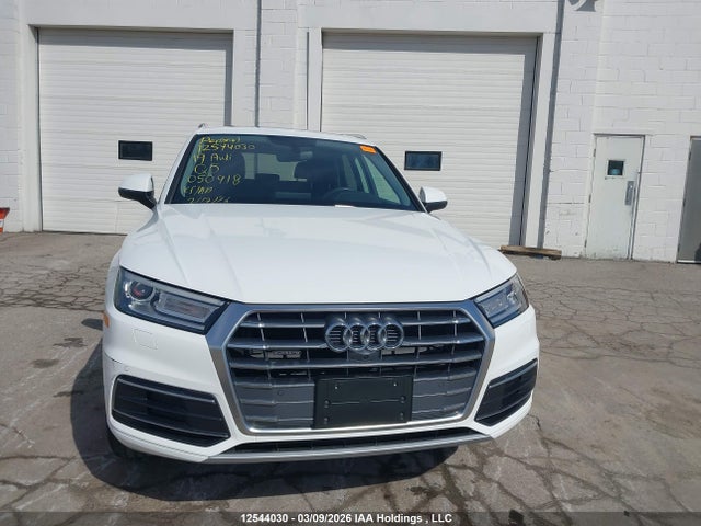 WA1BNAFY8K2050918 Audi Q5 Premium Plus