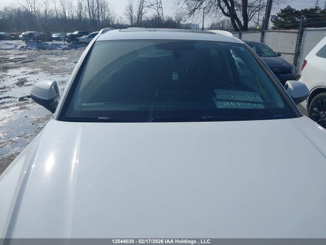 WA1BNAFY8K2050918 Audi Q5 Premium Plus