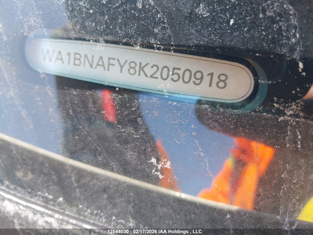 WA1BNAFY8K2050918 Audi Q5 Premium Plus