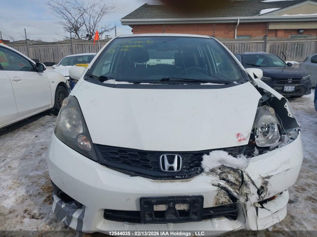 Продажа на аукционе авто 2013 Honda Fit Sport, vin: LUCGE8H74D3001314, номер лота: 12544035