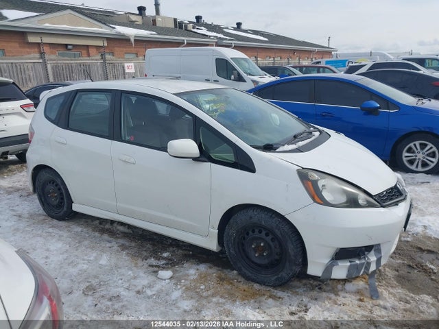 Продажа на аукционе авто 2013 Honda Fit Sport, vin: LUCGE8H74D3001314, номер лота: 12544035