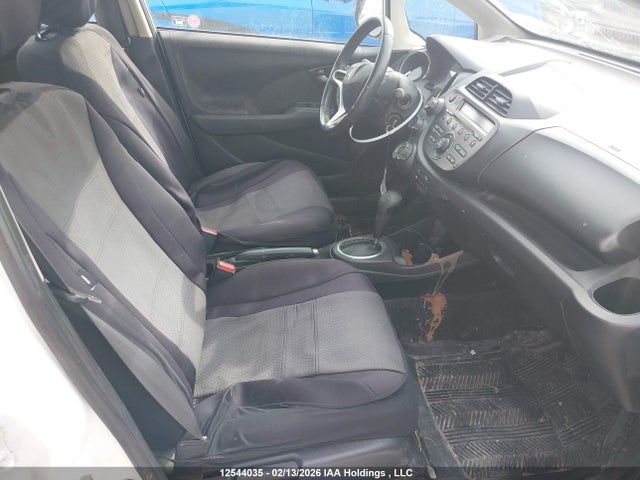 Продажа на аукционе авто 2013 Honda Fit Sport, vin: LUCGE8H74D3001314, номер лота: 12544035