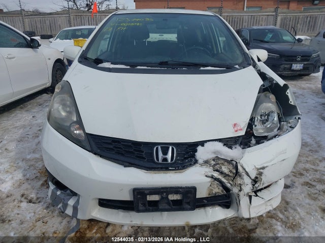 Продажа на аукционе авто 2013 Honda Fit Sport, vin: LUCGE8H74D3001314, номер лота: 12544035