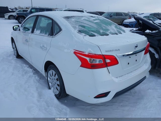 Nissan Sentra 2018 3N1AB7AP2JY245976 Image 3