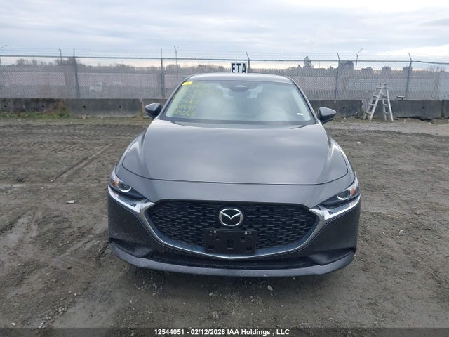 JM1BPACM9S1793658 Mazda 3 Preferred