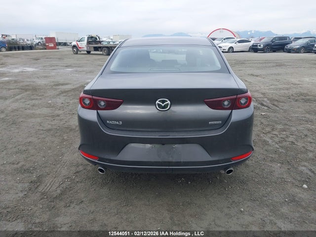 JM1BPACM9S1793658 Mazda 3 Preferred