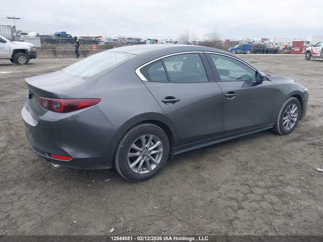JM1BPACM9S1793658 Mazda 3 Preferred