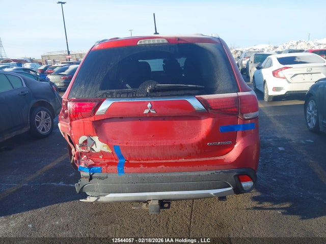 JA4JZ3AX6GZ602909 Mitsubishi Outlander Se
