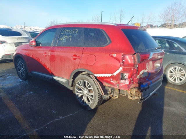 JA4JZ3AX6GZ602909 Mitsubishi Outlander Se