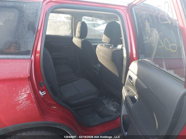 JA4JZ3AX6GZ602909 Mitsubishi Outlander Se