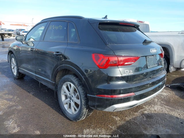 WA1AUCF36R1155021 Audi Q3