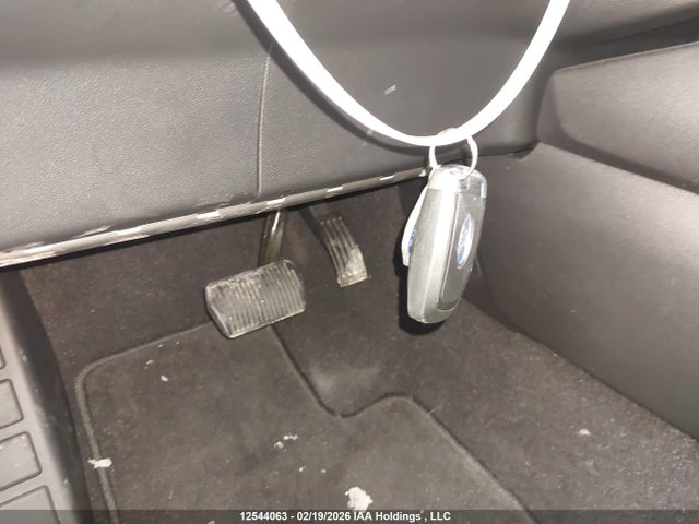 1FMCU9JA6PUA21222 Ford Escape Platinum