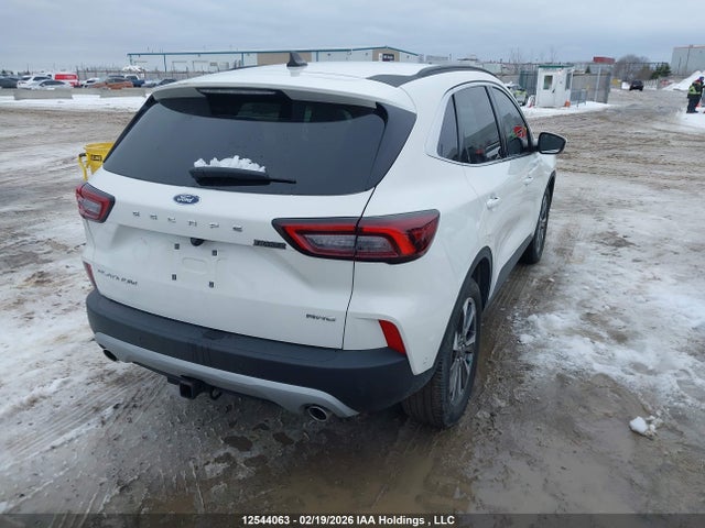 1FMCU9JA6PUA21222 Ford Escape Platinum