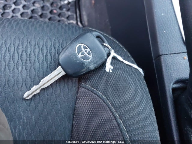 2T1BURHE5HC945366 Toyota COROLLA LE