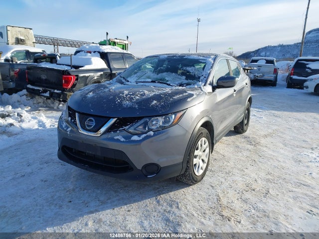 JN1BJ1CP8KW214662 Nissan Qashqai S 4dr2wd