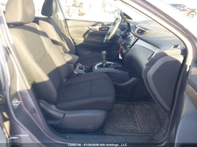 JN1BJ1CP8KW214662 Nissan Qashqai S 4dr2wd