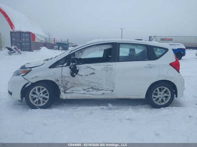 Продажа на аукционе авто 2017 Nissan Versa Note S/s Plus/sv/sl/sr, vin: 3N1CE2CP4HL366189, номер лота: 12544065