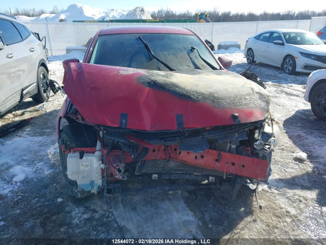 JM1BM1V76E1106298 Mazda MAZDA3