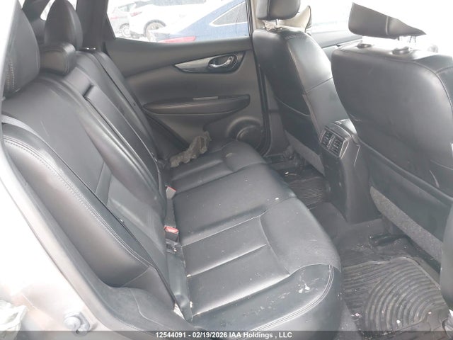 JN1BJ1CR8KW331577 Nissan Qashqai S/sl/sv