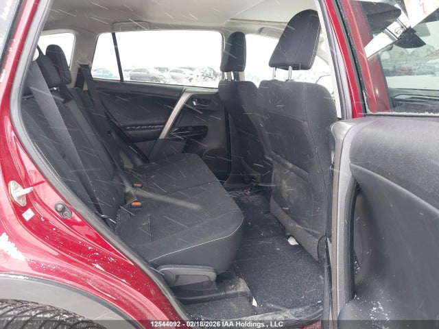 12544092 :رقم المزاد ، 2T3RFREV6JW732273 vin ، 2018 Toyota Rav4 Xle مزاد بيع