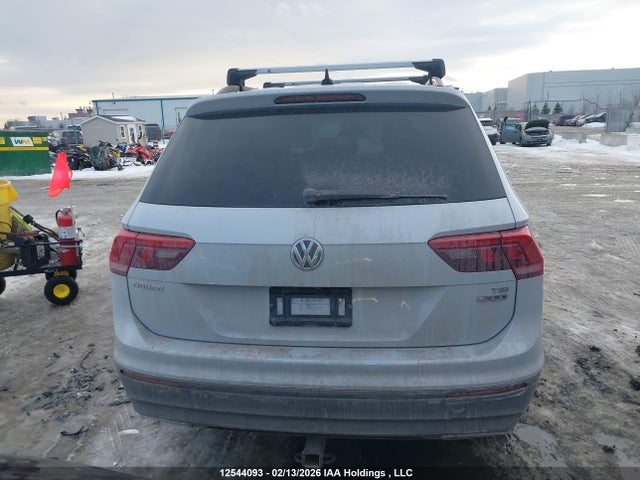 3VV2B7AX9JM017998 Volkswagen Tiguan Comfortline