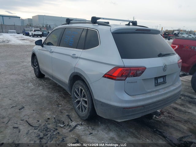 3VV2B7AX9JM017998 Volkswagen Tiguan Comfortline