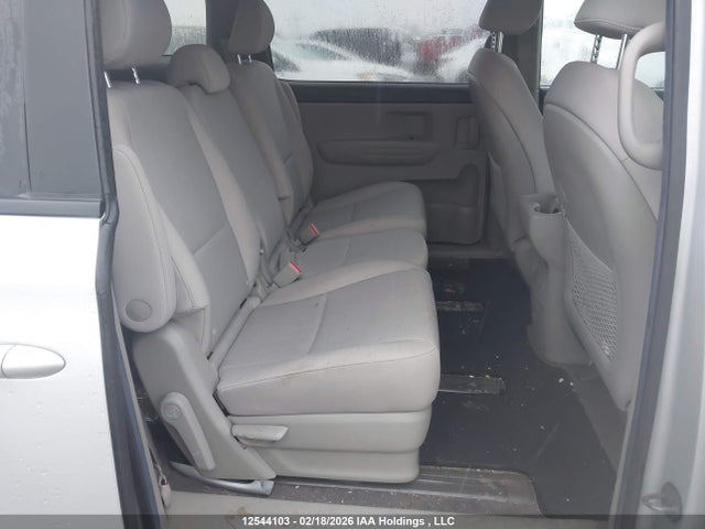 KNDMB5C10L6659517 KIA Sedona Lx/lx+