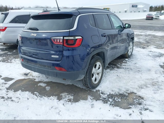 3C4NJCBB4JT165427 Jeep Compass Latitude Fwd