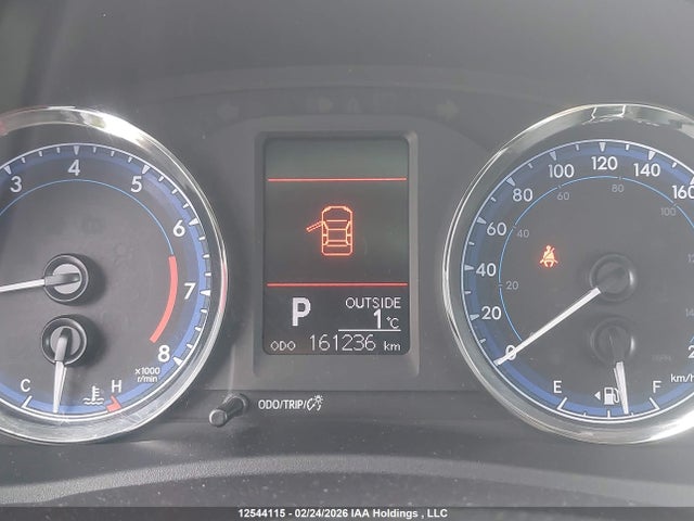 2T1BURHE8JC101540 Toyota COROLLA LE