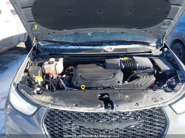 Chrysler Pacifica Limited 2025 2C4RC1GG6SR602546 Image 10