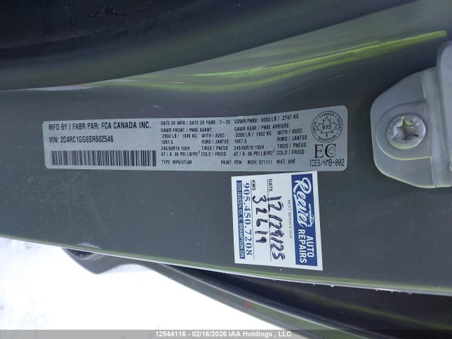 Chrysler Pacifica Limited 2025 2C4RC1GG6SR602546 Image 9